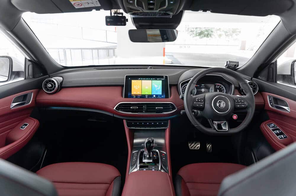 Kia Sportage Black Edition vs MG HS vs Hyundai Tucson β Which SUV Truly Rules the Road? 4 MG HS Essence β Feature-Packed and Surprisingly Premium